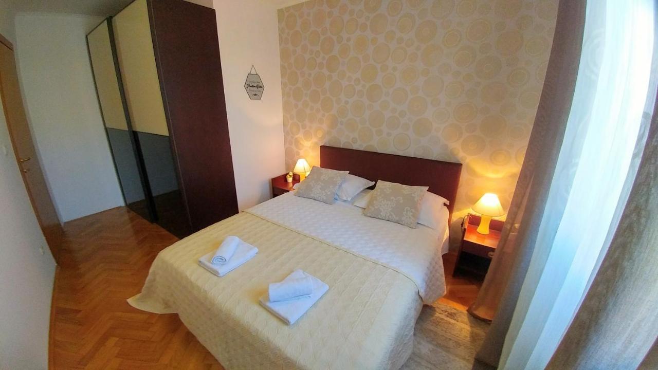 Apartment Deluxe Sea View Split Bagian luar foto