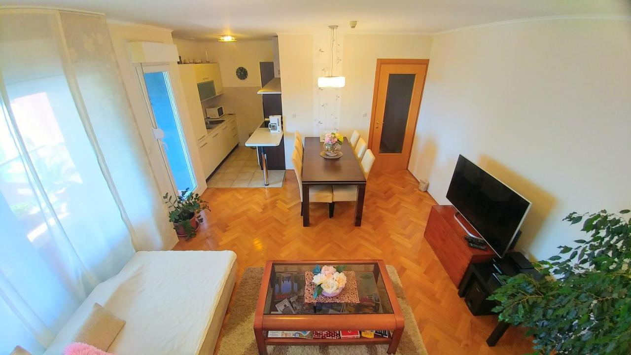 Apartment Deluxe Sea View Split Bagian luar foto
